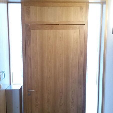 Haustür mit Seitenteilen aus Eiche RC 2
